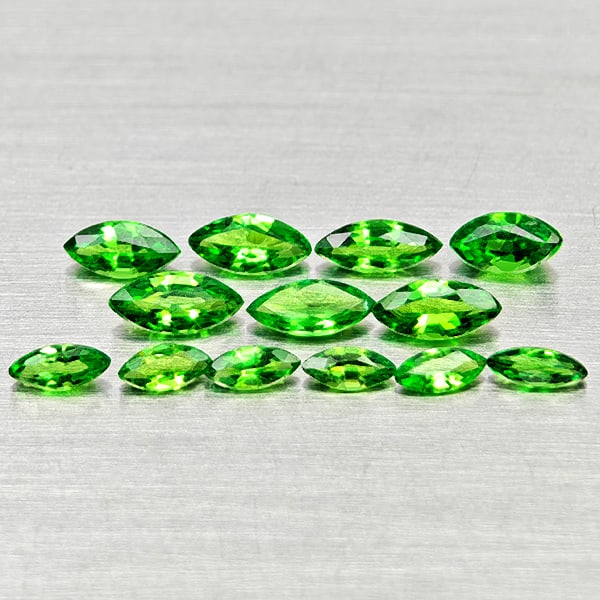 Natrual Green Tsavorite Garnet 1.05 Ct. 13 Pcs Marquise Shape Gemstones from Tanzania: Product ID: 802936922 Product Name: Natural Tsavorite Weight: 1.05 CT. Size: 4.8 x 2.3 x 1.7 to 3.3 x 1.6 x 1 MM. Shape: Marquise Shape Color: Green Clarity:VSI Luster: Good Gems Origin: Tanzania Trea