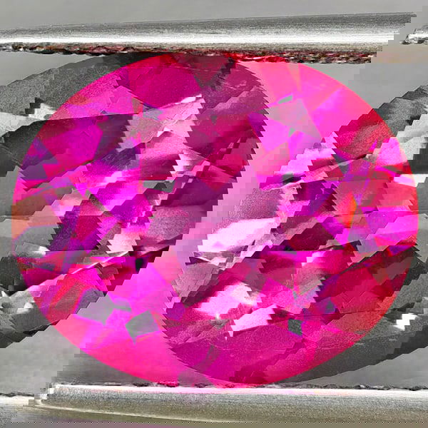 Natural Pink Topaz 5.46 Ct. Oval Shape 12 x 10 Mm Gemstone From Brazil (1 of 3)