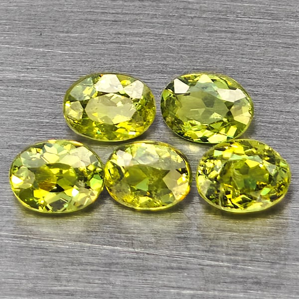 Natural Green Demantiod Garnet 1.19 Ct. 5 Pcs Oval Shape 4 x 3 Mm Gemstones From Madagascar (1 of 3)