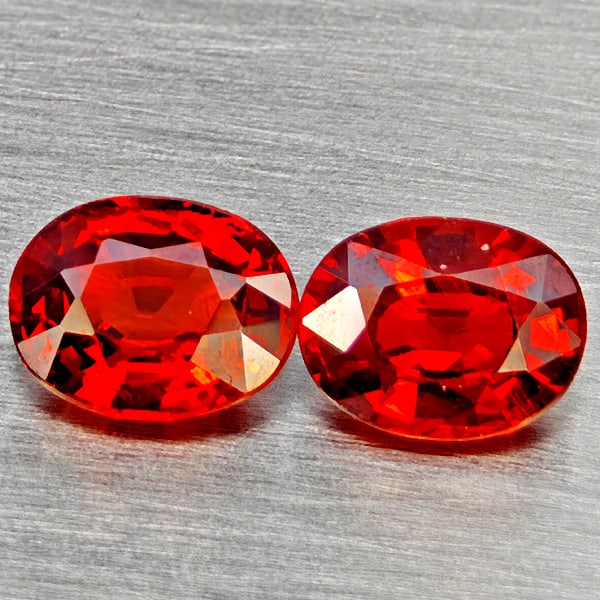 Natural Orangish Red Spessartine Garnet 1.77 Ct. 2Pcs Oval Shape 6.5 x 5.1 Mm Gemstones From Namibia: Product ID: 802937065 Product Name: Natural Garnet Weight: 1.77 CT. Size: 6.5 x 5.1 x 3.1 MM. Shape: Oval Shape Color: Orangish Red Clarity:VSI Luster: Good Gems Origin: Namibia Treatment: Unheated Cr