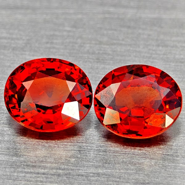 Natural Orangish Red Spessartine Garnet 1.55 Ct. 2 Pcs Oval Shape 5.7 x 5 Mm Gemstone From Namibia: Product ID: 802937135 Product Name: Natural Spessartine Weight: 1.55 CT. Size: 5.7 x 5 x 3.3 MM. Shape: Oval Color: Orangish Red Clarity:VSI Luster: Good Gems Origin: Namibia Treatment: Unheated Cryst