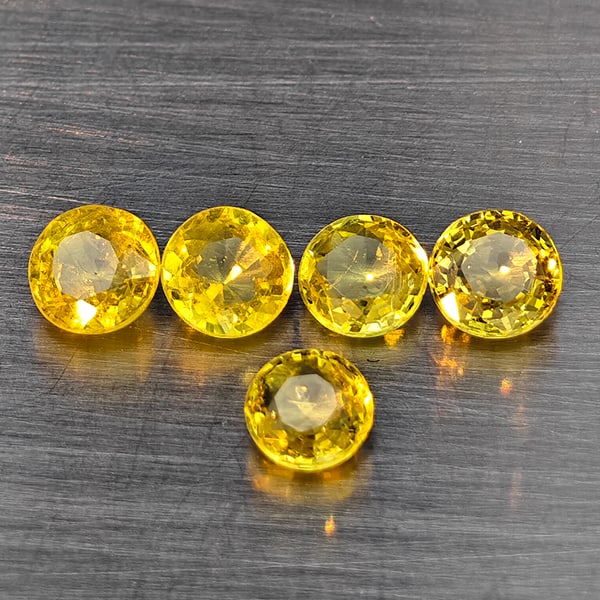 Natural Greenish Yellow Titanium Sphene Rainbow Spark 1.36 Ct. 5 Pcs Round Shape 4 Mm Gemstones From (1 of 3)