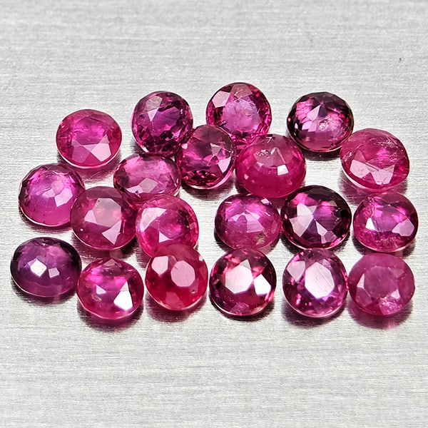 Natural Pinkish Red Ruby 1.21 Ct. 20 Pcs Round Shape 2.2 Mm Gemstones From Thailand (1 of 3)