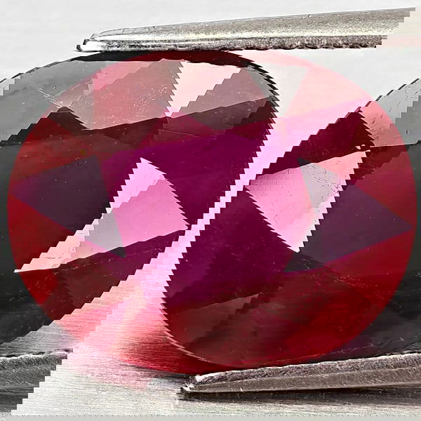 Natural Red Ruby 7.47 Ct. Oval Shape 13.6 x 10.8 Mm Gemstone From Madagascar (1 of 3)