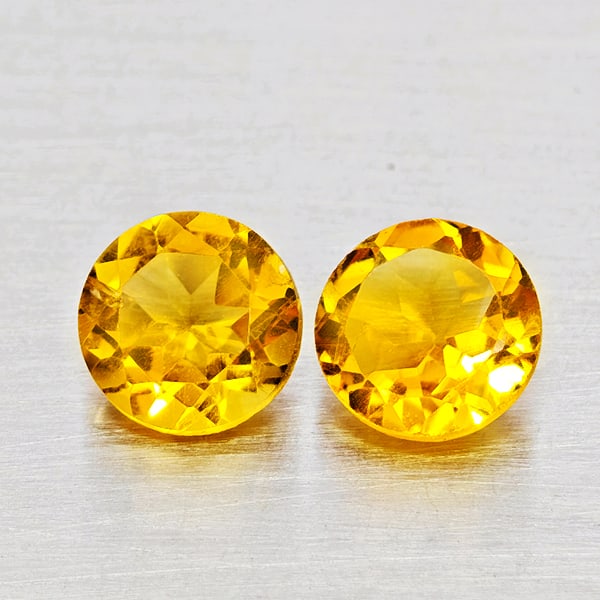 Natural Yellow Citrine 2.39 Ct. 2 Pcs Round Shape 7 Mm Gemstones From Brazil: Product ID: 801815361 Product Name: Natural Citrine Weight: 2.39 CT. Size: 7 x 7 x 4.4 MM. Shape: Round Shape Color: Yellow Clarity:VSI - SI1 Luster: Good Gems Origin: Brazil Treatment: Unheated Cryst