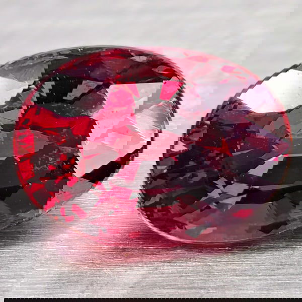 Natural Red Pink Rhodolite Garnet 0.98 Ct. Oval Shape 6.6 x 4.8 Mm Gemstone From Madagascar: Product ID: 102907105 Product Name: Natural Rhodolite Weight: 0.98 CT. Size: 6.6 X 4.8 X 3.8 MM. Shape: OVAL Color: RED PINK Clarity:IF Luster: GOOD Gems Origin: MADAGASCAR Treatment: UNHEATED Crystal