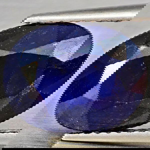 Natural Blue Sapphrie 5.94 Ct. Oval Shape 11.8 x 9.3 Mm Gemstone from Madagascar: Product ID: 806012211 Product Name: Natural Blue Sapphire Weight: 5.94 CT. Size: 11.8 x 9.3 x 5.9 MM. Shape: Oval Color: Blue Clarity:SI1 Luster: Good Gems Origin: Madagascar Treatment: Heated (Lead-g