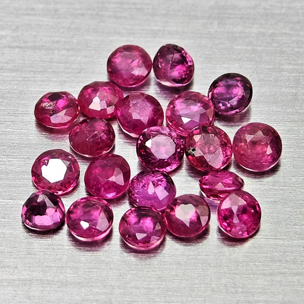 Natural Pinkish Red Ruby 1.20 Ct. 20 Pcs Round Shape 2.4 Mm Gemstones From Thailand (1 of 3)