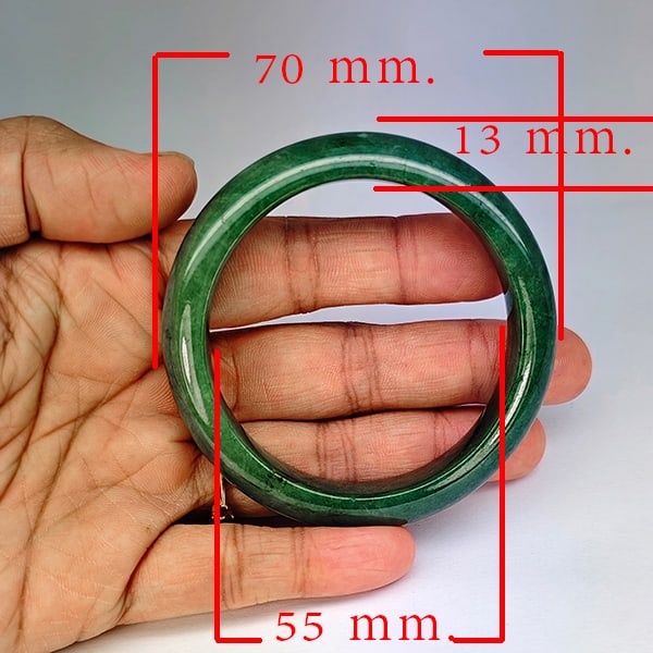 Natural Green Jade Bangle 308.26 Ct. Diameter 55 Mm Gemstone from Thailand: Product ID: 819816057 Product Name: Natural Gemstones Weight: 308.26 CT. Size: 70 x 55 x 13 MM. Shape: Round Color: Multi-Color Clarity:Opaque Luster: Good Gems Origin: Thailand Treatment: Unheated Cr