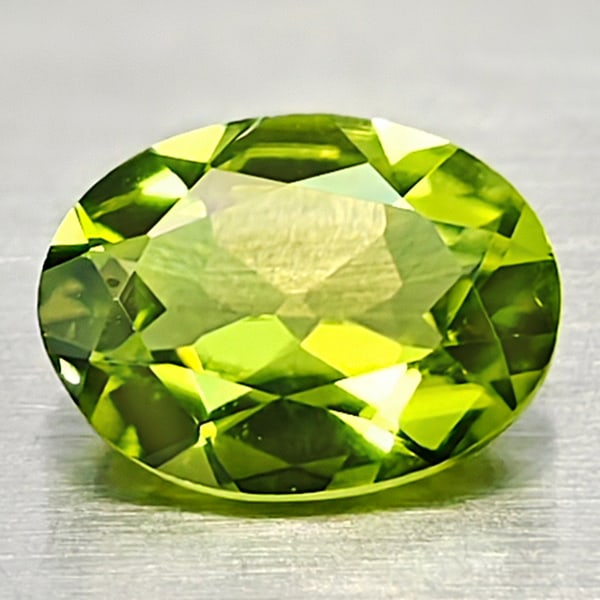 Natural Green Peridot 1.13 Ct. Oval Shape 8 x 6 Mm. Gemstone From Pakistan: Product ID: 805316982 Product Name: Natural Peridot Weight: 1.13 CT. Size: 8 x 6 x 3.3 MM. Shape: Oval Color: Green Clarity:VSI Luster: Good Gems Origin: Pakistan Treatment: Unheated Crystal Structure