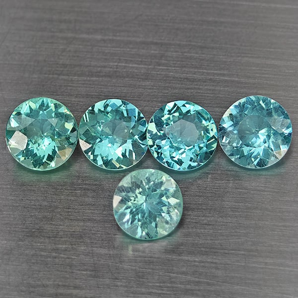 Natural Paraiba Color Apatite 2.47 Ct. 5 Pcs Round Shape 5.2 Mm Gemstones From Tanzania: Product ID: 800613750 Product Name: Natural Apatite Weight: 2.47 CT. Size: 5.2 x 5.2 x 3 MM. Shape: Round Color: Paraiba Color Clarity:SI1 Luster: Good Gems Origin: Tanzania Treatment: Unheated Crysta