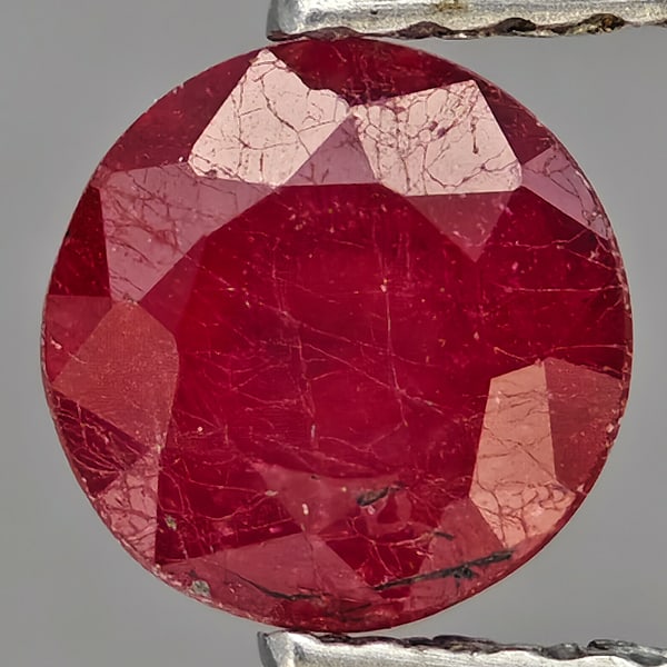 Natural Pinkish Red Ruby 1.04 Ct. Round Shape 5.8 Mm Gemstone From Madagascar (1 of 3)