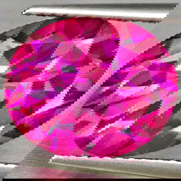 Natural Pink Topaz 5.48 Ct. Oval Shape 12 x 10 Mm Gemstone From Brazil: Product ID: 807168666 Product Name: Natural Topaz Weight: 5.48 CT. Size: 12 x 10 x 6.5 MM. Shape: Oval Shape Color: Pink Clarity:VSI Luster: Good Gems Origin: Brazil Treatment: Treated Crystal Structu