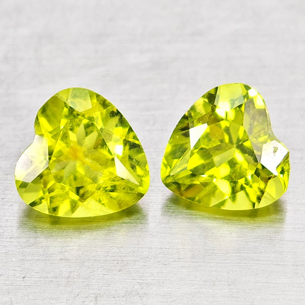Natural Green Peridot 1.70 Ct. 2 Pcs Heart Shape 6.1 x 6.1 Mm. Gemstones From Pakistan: Product ID: 805317282 Product Name: Natural Peridot Weight: 1.70 CT. Size: 6.1 x 6.1 x 3.6 MM. Shape: Heart Shape Color: Green Clarity:VSI - SI1 Luster: Good Gems Origin: Pakistan Treatment: Unheated
