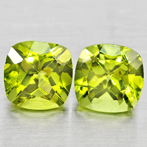 Natural Green Peridot 1.95 Ct. 2Pcs Cushion Shape 6 Mm Gemstones From Pakistan: Product ID: 805317378 Product Name: Natural Peridot Weight: 1.95 CT. Size: 6 x 6 x 4.3 MM. Shape: Cushion Shape Color: Green Clarity:VSI - SI1 Luster: Good Gems Origin: Pakistan Treatment: Unheated Cr