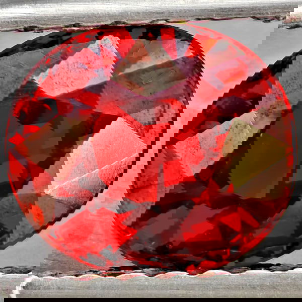 Natural Orangish Red Spessartine Garnet 1.16 Ct. Oval Shape 6.1 x 5.5 Mm Gemstones From Namibia: Product ID: 802937289 Product Name: Natural Garnet Weight: 1.16 CT. Size: 6.1 x 5.5 x 4 MM. Shape: Oval Shape Color: Orangish Red Clarity:VSI Luster: Good Gems Origin: Namibia Treatment: Unheated Crys