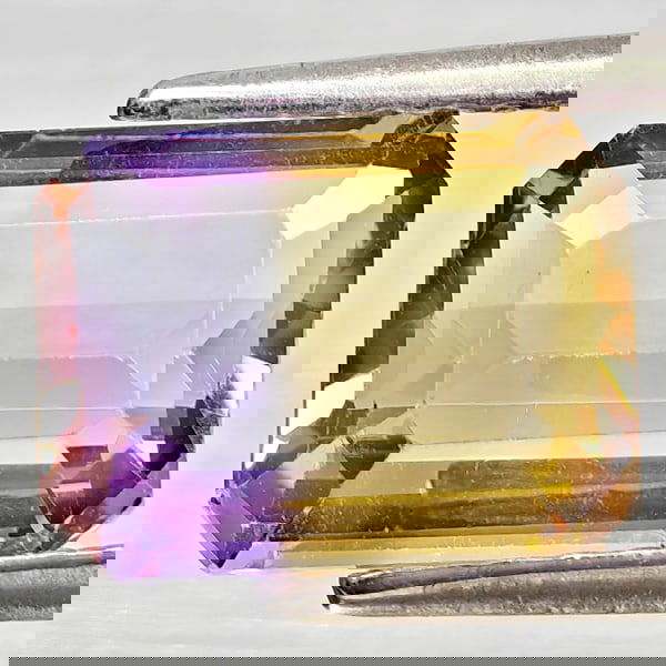 Natural Bi Color Ametrine 2.15 Ct. Octagon Shape 9.1 x 6.9 Mm Gemstone From Bolivia (1 of 3)