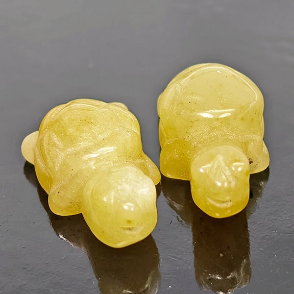 Natural Honey Jade 35.12 Ct. 2 Pcs Turtle Carving Size 13 x 22 x 10 Mm Gemstones (1 of 3)