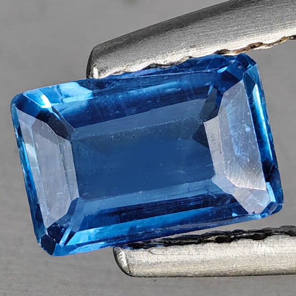 Natural Blue Kyanite 0.62 Ct. Octagon Shape 6.3 x 4.2 Mm Gemstone From Sri Lanka: Product ID: 804204433 Product Name: Natural Kyanite Weight: 0.62 CT. Size: 6.3 x 4.2 x 2 MM. Shape: Octagon Color: Blue Clarity:SI1 Luster: Good Gems Origin: Sri - Lanka Treatment: Unheated Crystal St