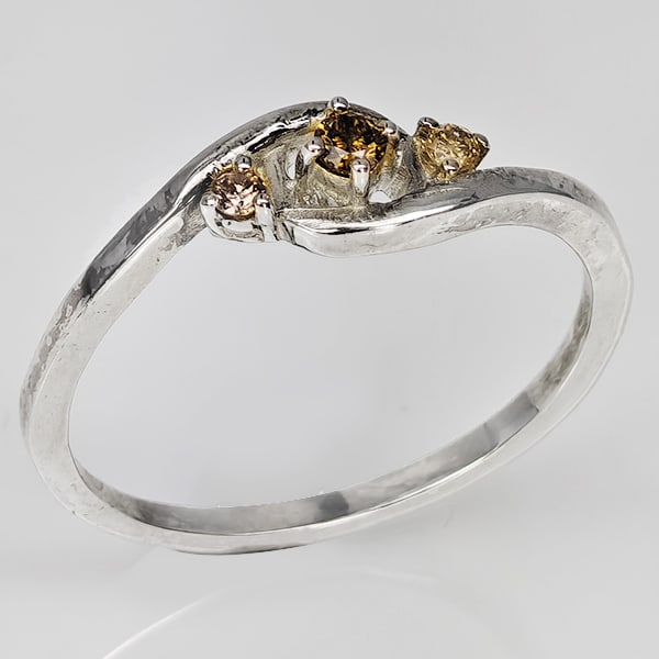 925 Sterling Silver Ring Jewelry 1.22 Grams With Natural Diamond 0.08 Ct. Size 5.75 (1 of 3)