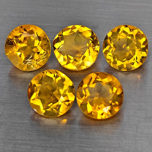 Natural Yellow Citrine 5.90 Ct. 5 Pcs Round Shape 7.2 Mm Gemstone from Brazil: Product ID: 801815472 Product Name: Natural Citrine Weight: 5.90 CT. Size: 7.2 x 7.2 x 4 MM. Shape: Round Color: Yellow Clarity:VSI Luster: Good Gems Origin: Brazil Treatment: Unheated Crystal Structu