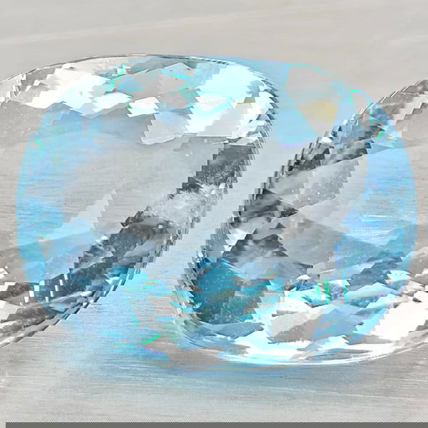 Natural Baby Blue Aquamarine 1.52 Ct. Oval Shape 8.1 x 6.5 Mm Gemstone From Brazil: Product ID: 800812322 Product Name: Natural Aquamarine Weight: 1.52 CT. Size: 8.1 x 6.5 x 4.5 MM. Shape: Oval Color: Baby Blue Clarity:SI1 Luster: Good Gems Origin: Brazil Treatment: Unheated Crystal