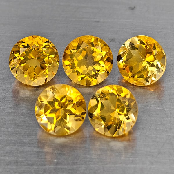 Natural Yellow Citrine 5.72 Ct. 5 Pcs Round Shape 7.3 Mm Gemstone from Brazil: Product ID: 801815479 Product Name: Natural Citrine Weight: 5.72 CT. Size: 7.3 x 7.3 x 3.9 MM. Shape: Round Color: Yellow Clarity:VSI Luster: Good Gems Origin: Brazil Treatment: Unheated Crystal Struc