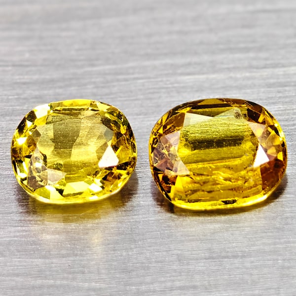 Natural Yellow Sapphire 0.95 Ct. 2 Pcs Oval Shape 5.4 x 4.5 Mm Gemstones From Thailand: Product ID: 806161996 Product Name: Natural Yellow Sapphire Weight: 0.95 CT. Size: 5.4 x 4.5 x 2.1 MM. Shape: Oval Color: Yellow Clarity:VSI Luster: Good Gems Origin: Thailand Treatment: Heated Crysta