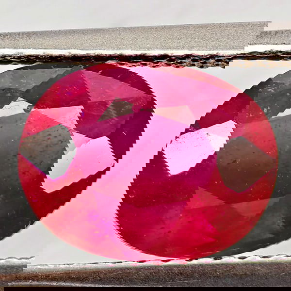 Natural Purplish Red Ruby 2.63 Ct. Oval Shape 9.2 x 7.2 Mm Gemstone From Madagascar (1 of 3)