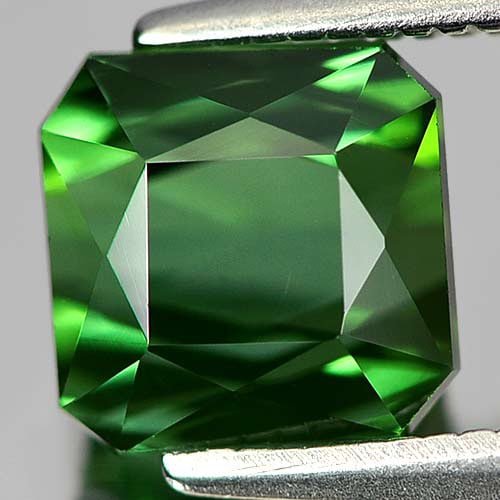 Natural Green Tourmaline 2.30 Ct. VVS Octagon Shape 6.6 x 6.6 Mm. Unheated Gemstone (1 of 3)