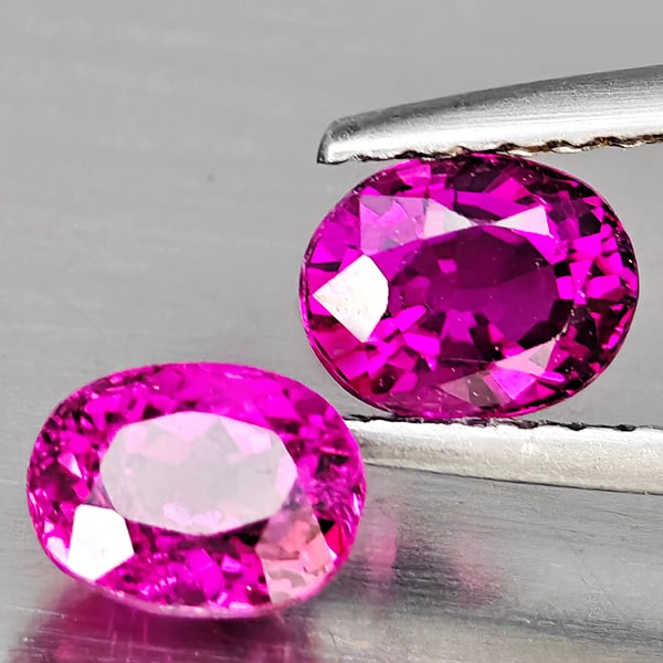 Natural Pink Tourmaline 1.30 Ct. 2 Pcs Oval Shape 6 x 4.6 Mm Gemstone from Nigeria: Product ID: 807251267 Product Name: Natural Gemstones Weight: 1.30 CT. Size: 6 x 4.6 x 3.8 MM. Shape: Oval Shape Color: Pink Clarity:SI1 Luster: Good Gems Origin: Nigeria Treatment: Unheated Crystal S
