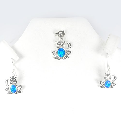 925 Sterling Silver Sets Pendant And Earrings 3.51 Grams Blue Created Opal Cat Design (1 of 3)