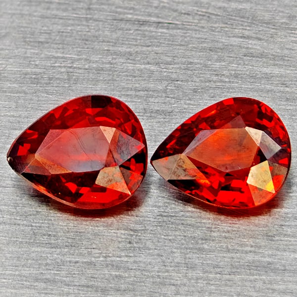 Natural Orangish Red Spessartine Garnet 1.79 Ct. 2Pcs Pear Shape 6.7 x 5.4 Mm Gemstones From Namibia: Product ID: 802937101 Product Name: Natural Garnet Weight: 1.79 CT. Size: 6.7 x 5.4 x 3 MM. Shape: Pear Shape Color: Orangish Red Clarity:VVS Luster: Good Gems Origin: Namibia Treatment: Unheated Crys