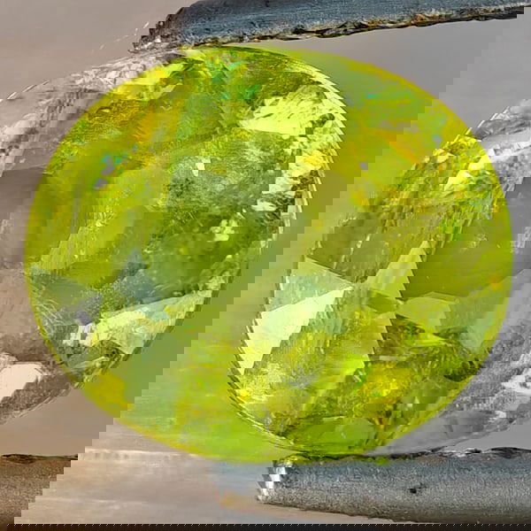 Natural Multi-Color With Rainbow Spark Sphene 1.58 Ct. Oval Shape 8 x 7 Mm Gemstone From Madagascar: Product ID: 806509211 Product Name: Natural Sphene Weight: 1.58 CT. Size: 8 x 7 x 3.8 MM. Shape: Oval Shape Color: Multi-Color Clarity:SI1 Luster: Good Gems Origin: Madagascar Treatment: Unheated Crys