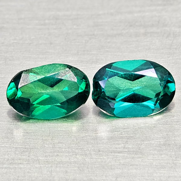 Natural Bluish Green Topaz 1.02 Ct. 2 Pcs Oval Shape 6 x 3.9 Mm Gemstones From Brazil (1 of 3)