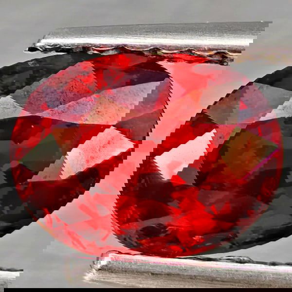 Natural Orangish Red Spessartine Garnet 1.07 Ct. Oval Shape 6.8 x 5.1 Mm Gemstones From Namibia (1 of 3)