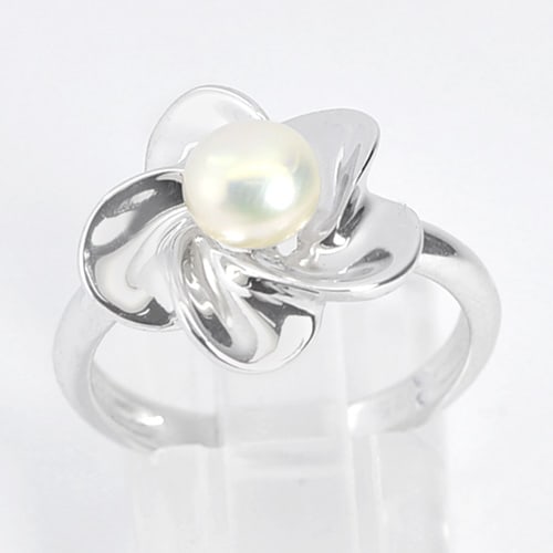 Natural White Pearl 925 Sterling Silver Ring Jewelry Size 7: Product ID: 280510023 Product Type: 925 Sterling Silver Fine Jewelry Jewelry Weight: 3.97 Grams. Ring Size: 7 Resizable(Fee) Gemstones Color: White Metal: Solid Silver 92.5%. Gemstone Detail: Average