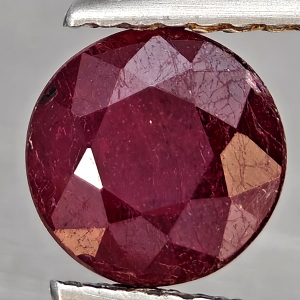 Natural Pinkish Red Ruby 1.57 Ct. Round Shape 6.9 Mm Gemstone From Madagascar (1 of 3)