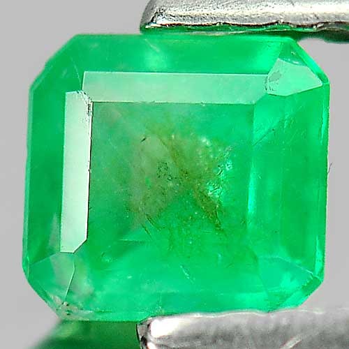 Natural Green Emerald 0.43 Ct. Octagon Shape 4.8 x 4.5 Mm Gemstone From Columbia: Product ID: 802403556 Product Name: Natural Emerald Weight: 0.43 CT. Size: 4.8 x 4.5 x 3 MM. Shape: Octagon Color: Green Clarity:SI Luster: Good Gems Origin: Columbia Treatment: Unheated Crystal Struc
