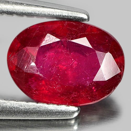 Natural Pinkish Red Ruby 0.95 Ct. Oval Shape 6.9 x 5.1 Mm Gemstone from Madagascar (1 of 3)