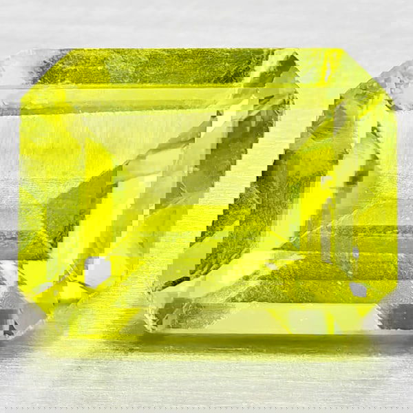 Natural Green Peridot 1.69 Ct. Octagon Shape 8 x 6.2 Mm Gemstone From Pakistan: Product ID: 805317160 Product Name: Natural Peridot Weight: 1.69 CT. Size: 8 x 6.2 x 4 MM. Shape: Octagon Color: Green Clarity:SI1 Luster: Good Gems Origin: Pakistan Treatment: Unheated Crystal Struct