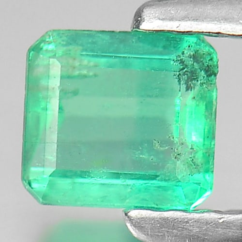 Natural Green Emerald 0.42 Ct. Octagon Shape 4.8 x 4.4 Mm. Gemstone From Columbia (1 of 3)