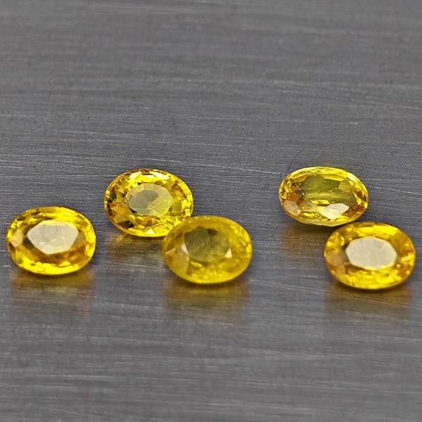 Natural Yellow Songea Sapphire 1.85 Ct. 5 Pcs Oval Shape 4.7 x 3.3 Mm Gemstone From Tanzania: Product ID: 806130411 Product Name: Natural Yellow Sapphire Weight: 1.85 CT. Size: 4.7 x 3.3 x 2.3 MM. Shape: Oval Shape Color: Yellow Clarity:SI1 Luster: Good Gems Origin: Tanzania Treatment: Heated