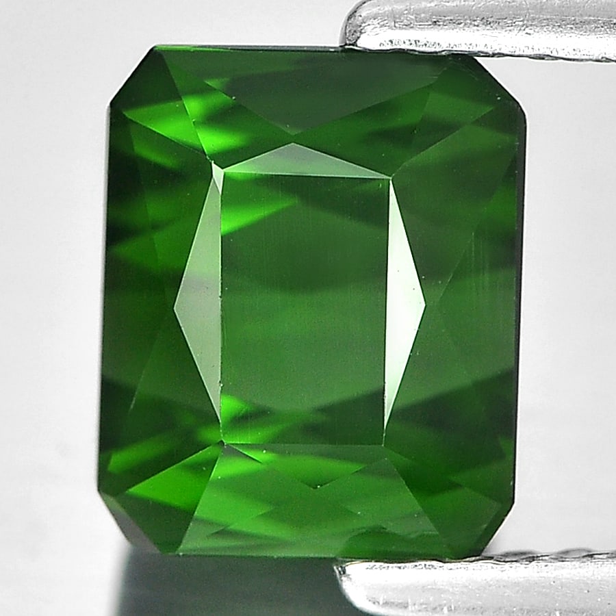 Natural Green Tourmaline 2.45 Ct. Clean Octagon Shape 7.7 x 6.3 Mm Gemstone From Nigeria (1 of 3)