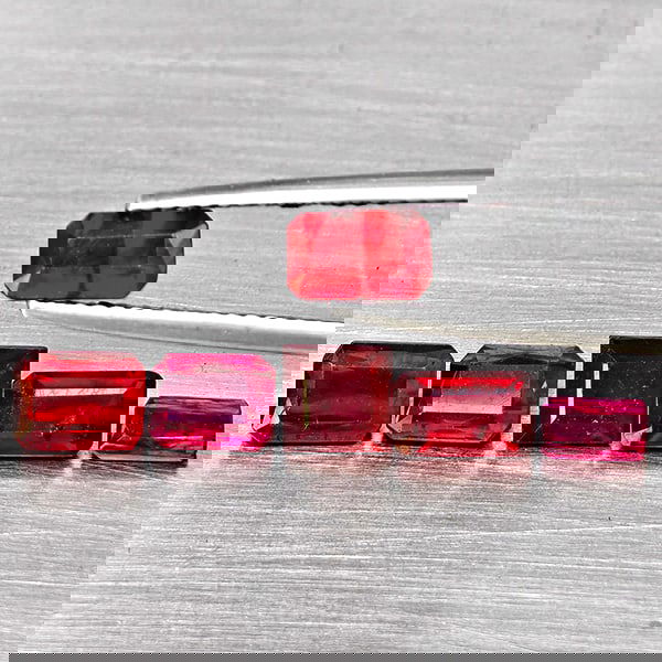 Natural Pigeon Blood Red Ruby 5.17 Ct. 6 Pcs Octagon Shape Gemstone from Madagascar (1 of 3)