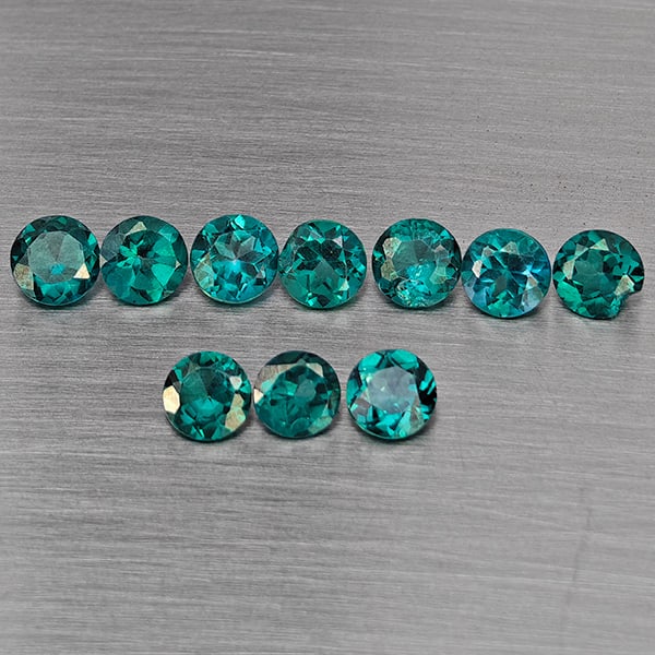 Natural Bluish Green Topaz 3.19 Ct. 10 Pcs Round Shape 4.1 Mm Gemstone from Brazil: Product ID: 807168829 Product Name: Natural Topaz Weight: 3.19 CT. Size: 4.1 x 4.1 x 2.6 MM. Shape: Round Color: Bluish Green Clarity:SI1 Luster: Good Gems Origin: Brazil Treatment: Treated Crystal St