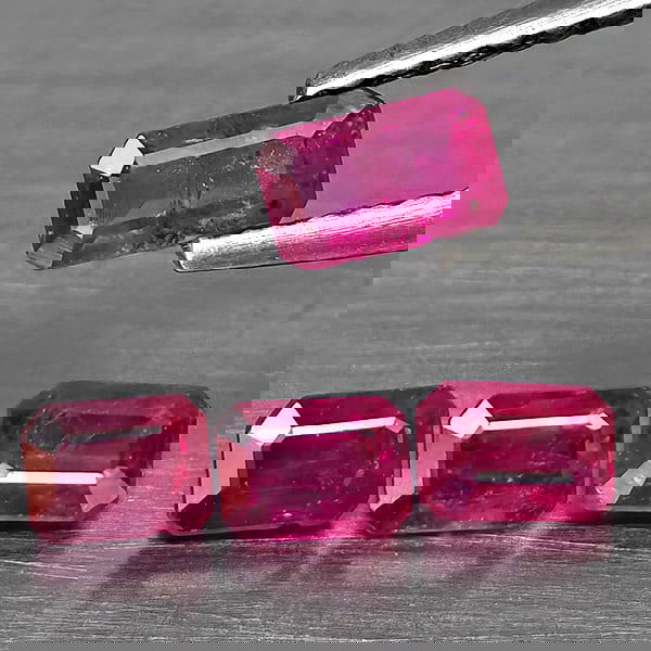 Natural Purplish Pink Ruby 1.12 Ct. 4 Pcs Octagon Shape Gemstone from Mozambique (1 of 3)