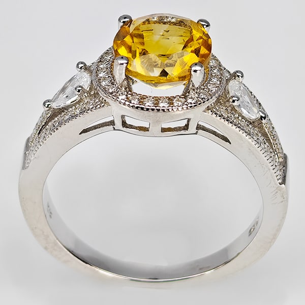 Natural Yellow Citrine 925 Sterling Silver Ring Jewelry 4.20 Grams Size 8: Product ID: 808500347 Product Type: 925 Sterling Silver Fine Jewelry Jewelry Weight: 4.20 Grams. Gemstones Color: Yellow Metal: Solid Silver 92.5%. Gemstone Detail: Citrine At Your Service: At Treasur