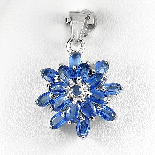 Natural Blue Kyanite 925 Sterling Silver Pendant Jewelry 5.35 G.: Product ID: 207101949 Product Name: Sterling Silver Pendant Product Type: 925 Sterling Silver Fine Jewelry Jewelry Weight: 5.35 Grams. Gemstones Color: Blue Metal: Solid Silver 92.5%. Gemstone Detail: