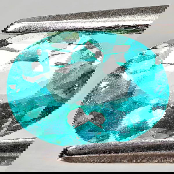 Natural Paraiba Color Apatite 0.75 Ct. Oval Shape 7 x 5.1 Mm Gemstones From Tanzania (1 of 3)